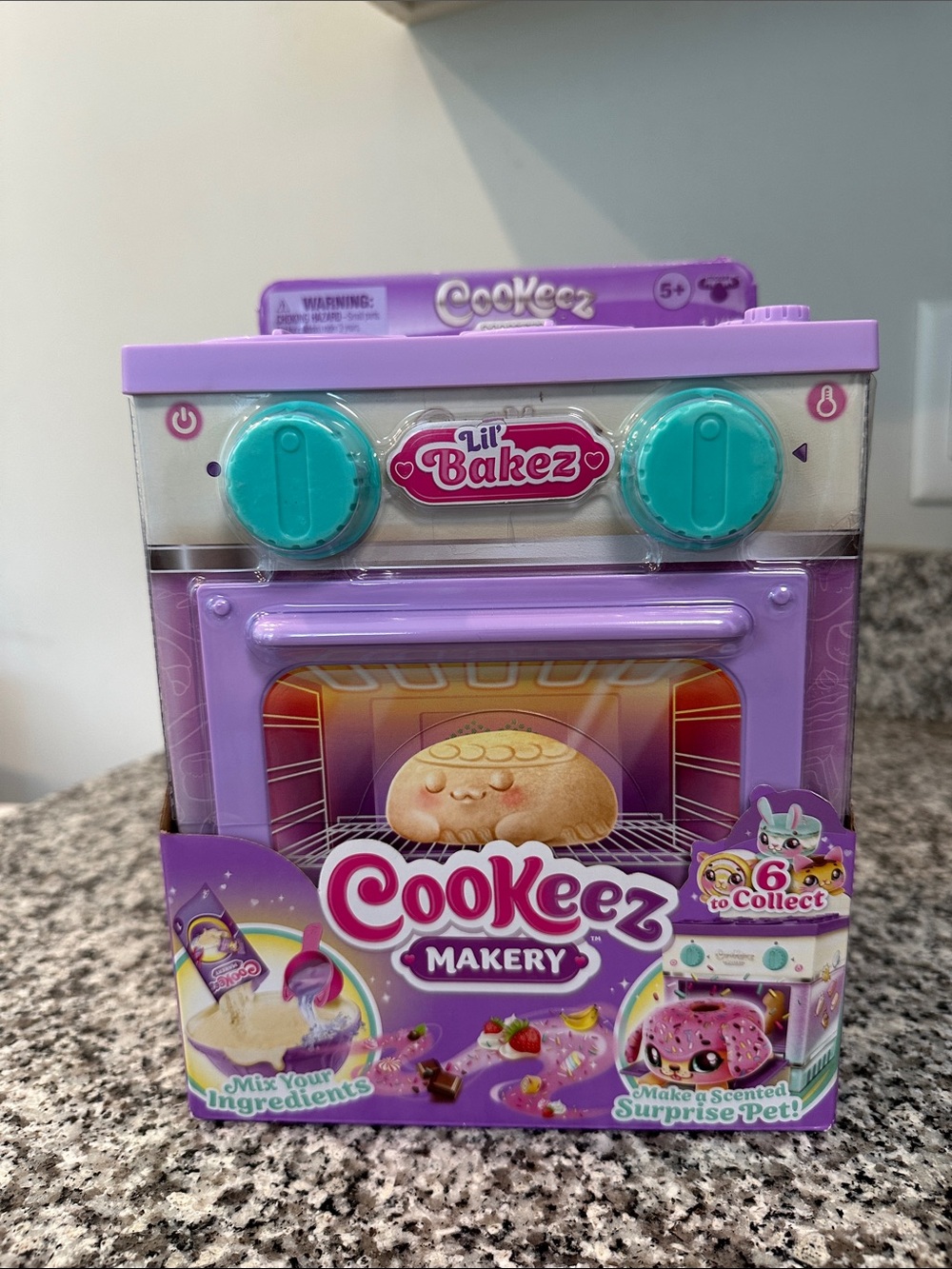 Moose Toys Cookeez Makery Play Oven - Purple & Teal